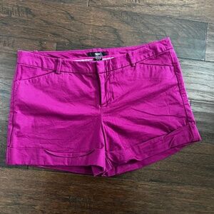 Mossimo Fit 3 Stretch Cuffed Shorts Size 14